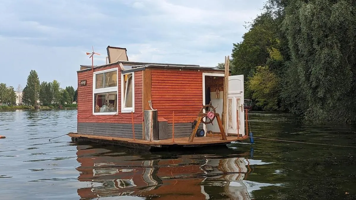 Floating Home Berlin